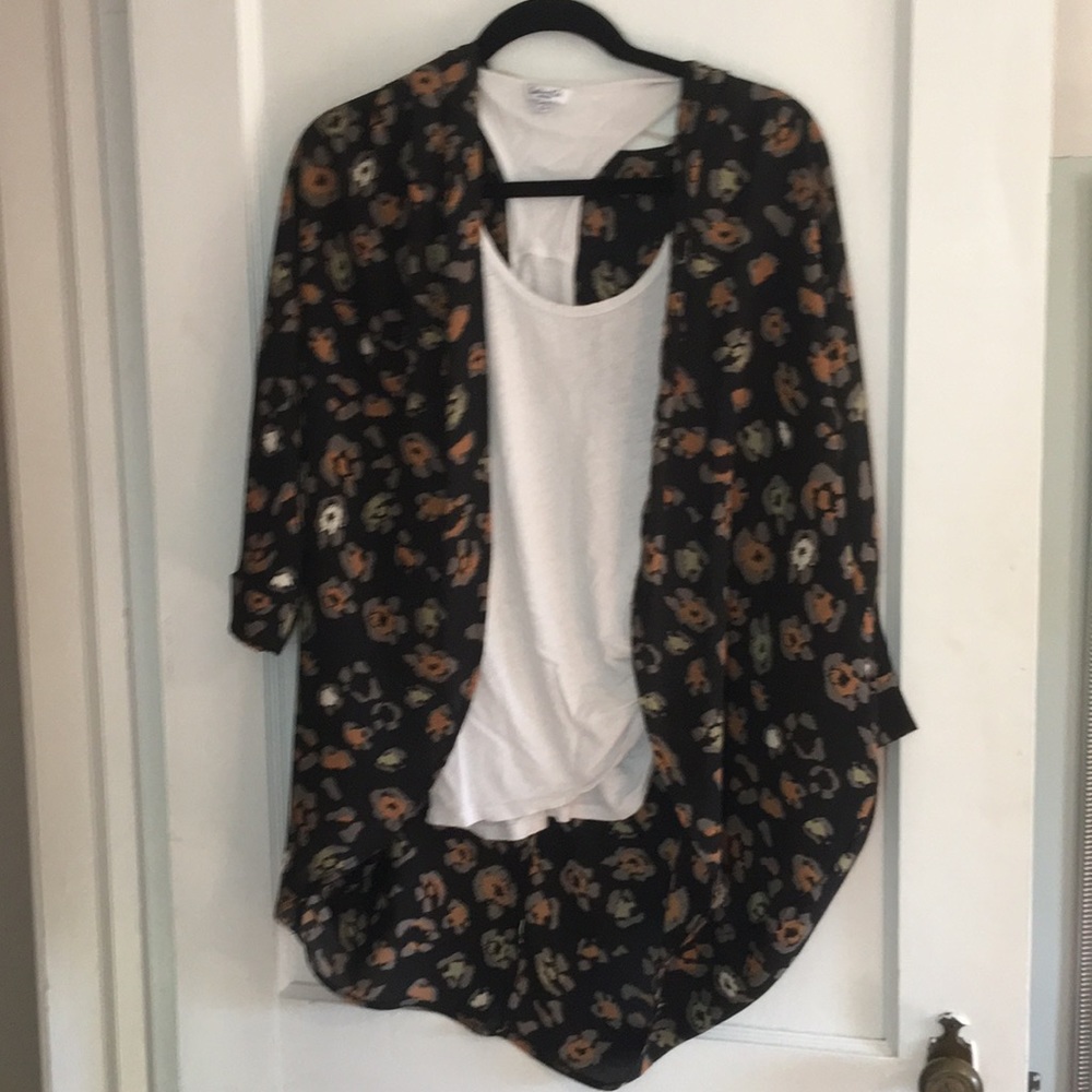 Patterned Soprano Wrap - Picture 3 of 3
